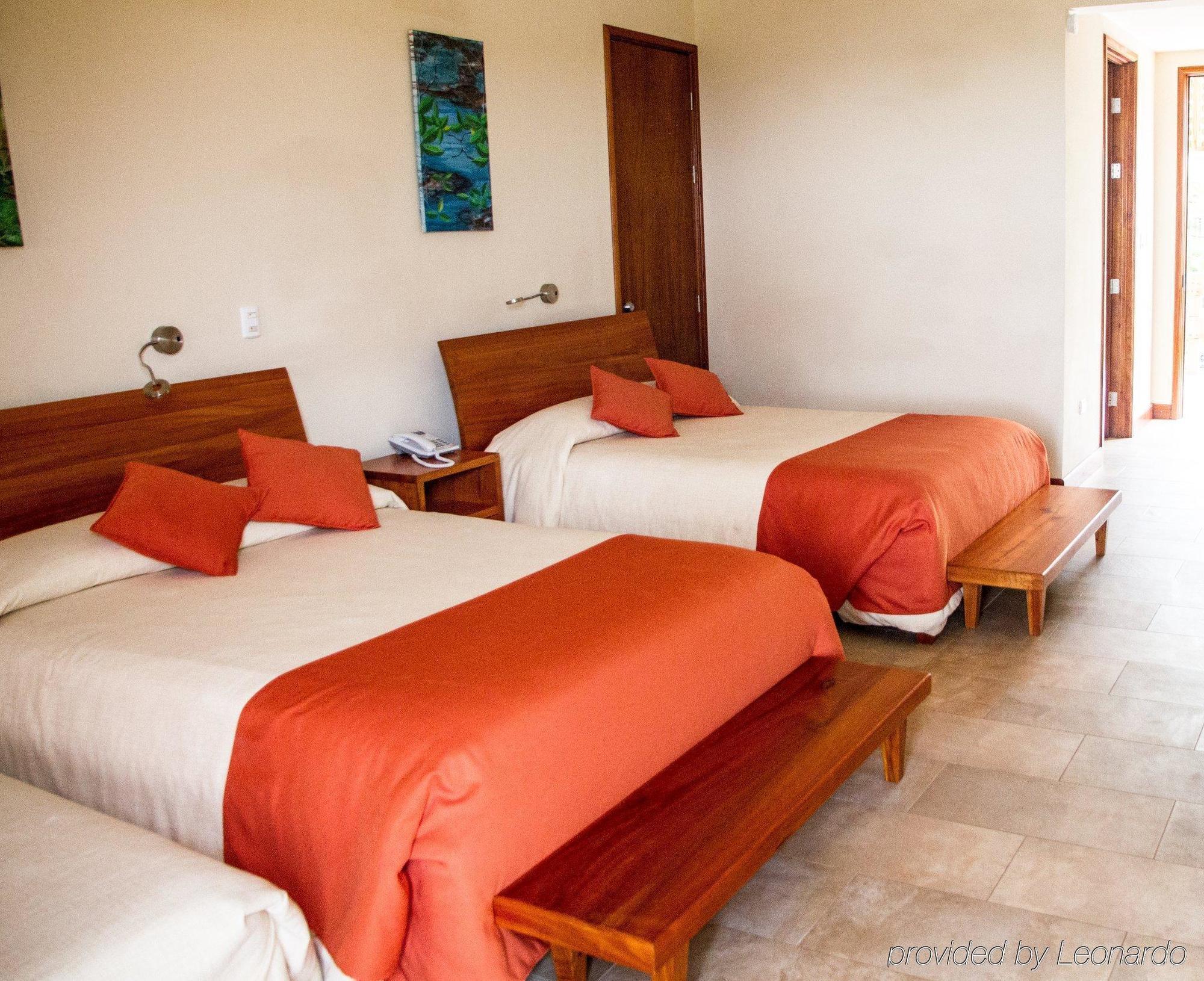Finch Bay Galapagos Hotel Puerto Ayora  Buitenkant foto